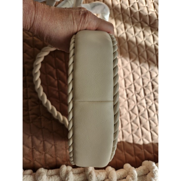 NWT Michael Kors Kyla Small Leather Convertible Pochette Lt. Cream w/Strap - Picture 7 of 8